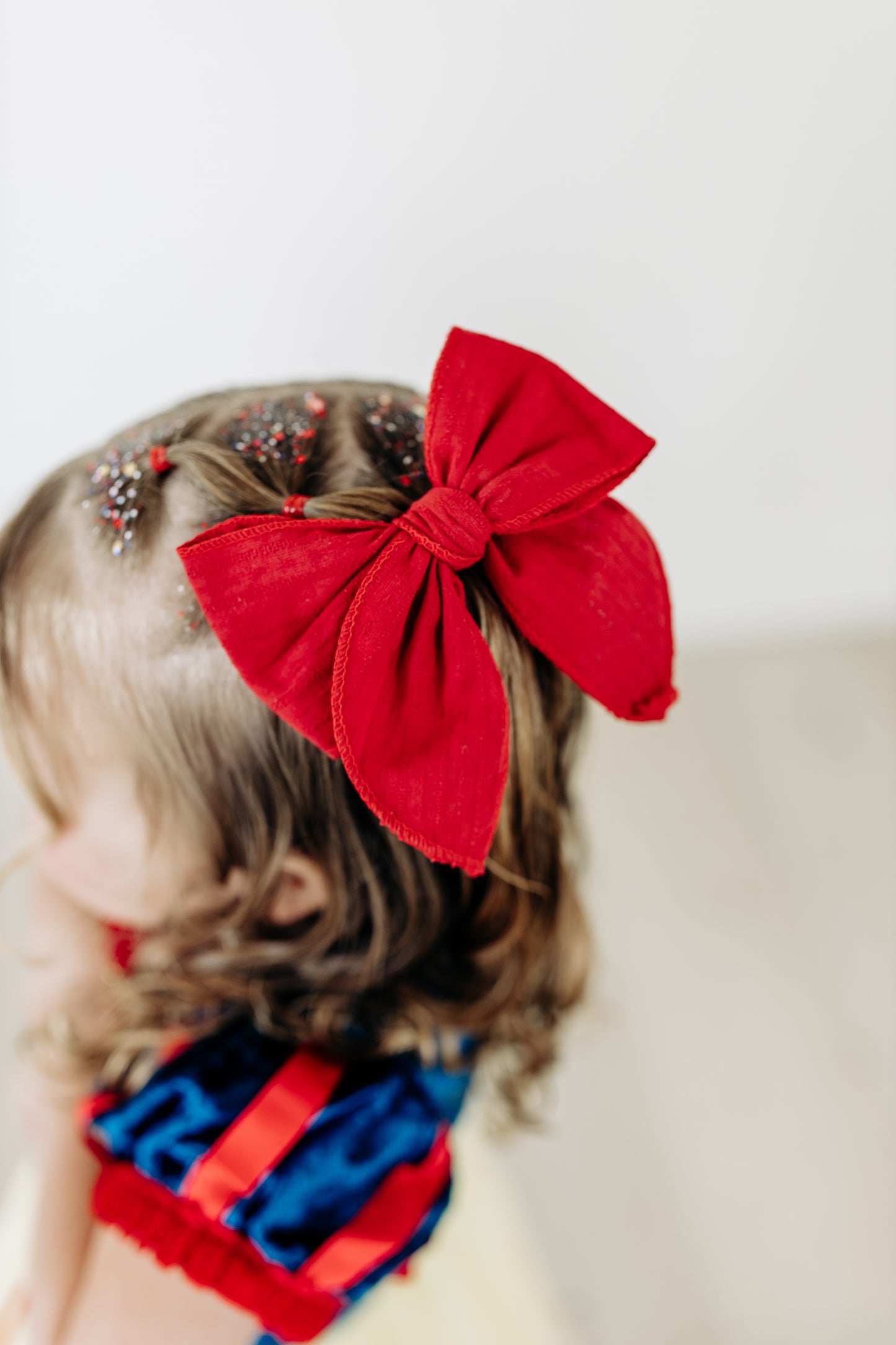 Snow White Bow