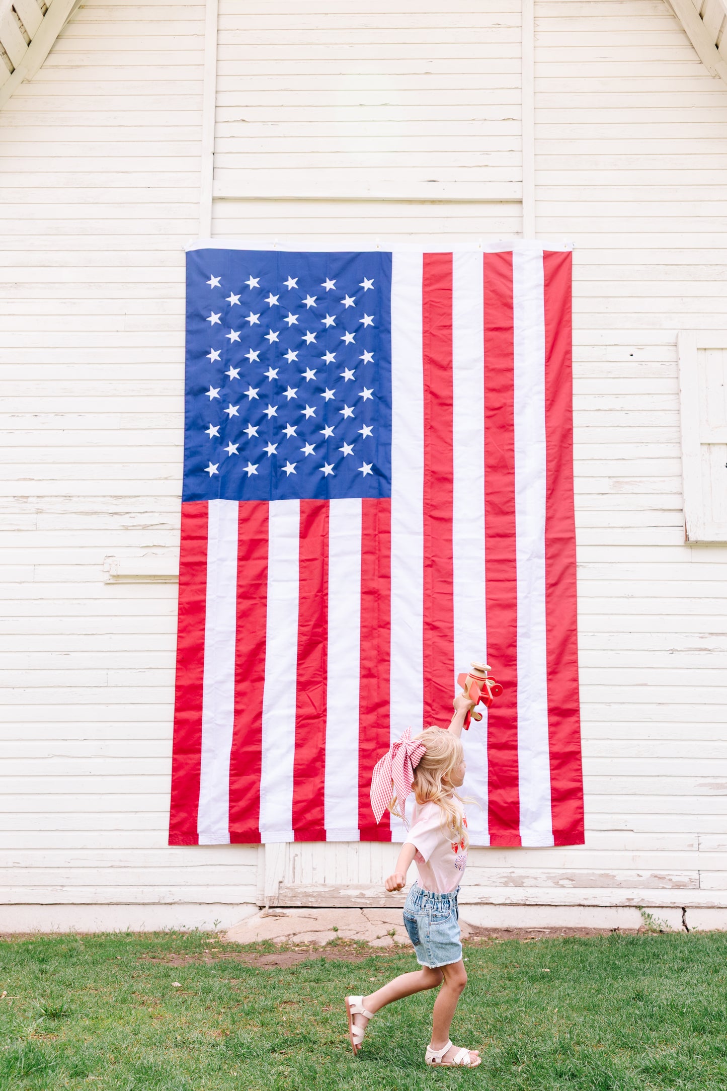 Red Gingham Oversized Bow